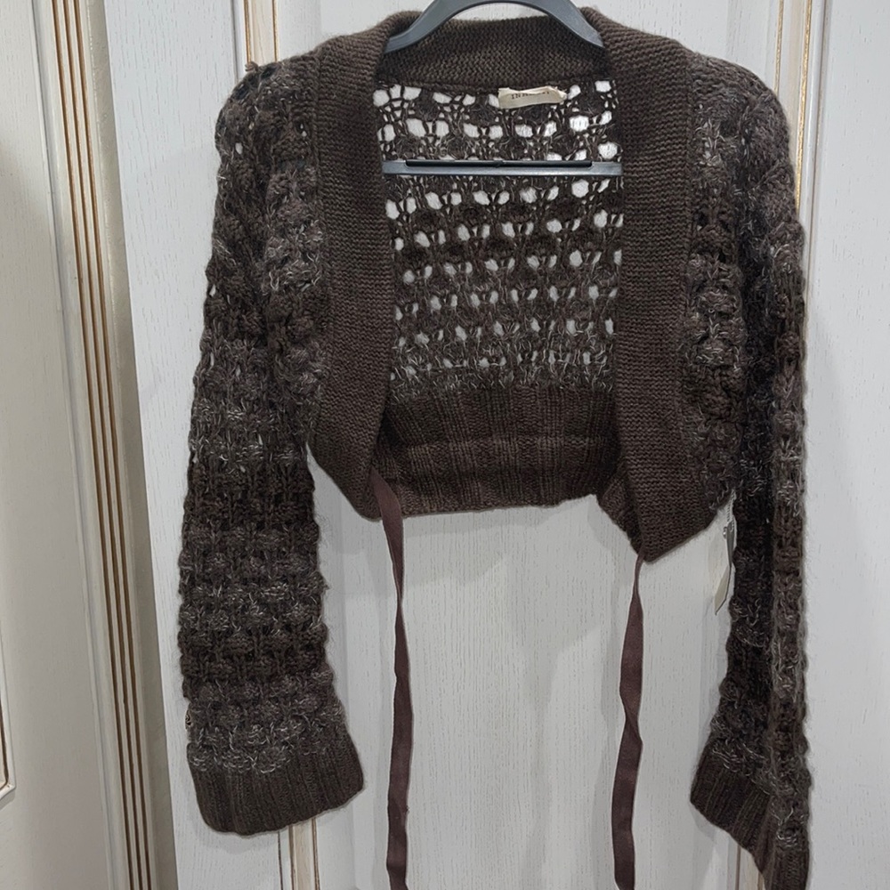 Knitted sweater/ cardigan